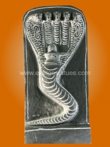 Single Nagam Sculpture